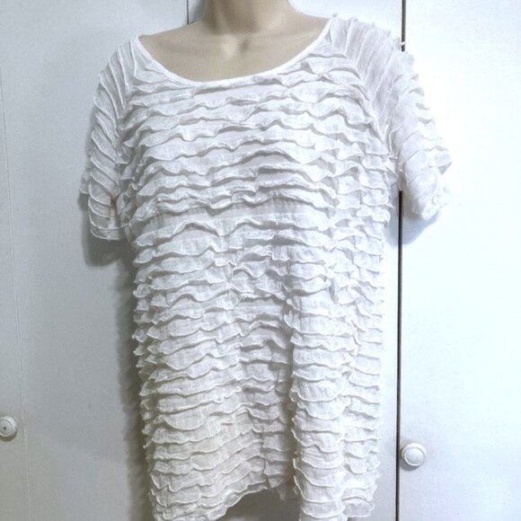 Creamy White Ruffled Top Short Sleeves Lined by Ashley Jill Womens Medium - Picture 5 of 9